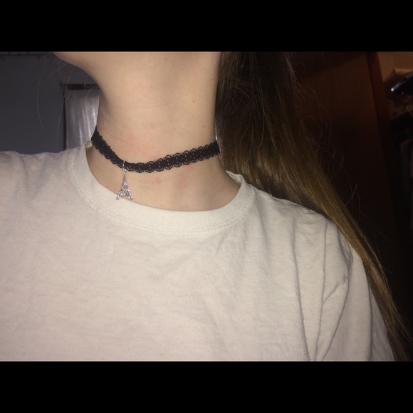 Black choker - Picture 2 of 4